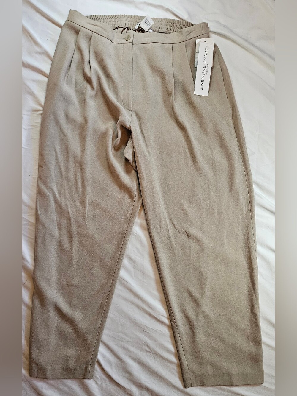 NWT Josephine Chaus Womens Cream Front Pleated Elastic Waist Pants Size 18